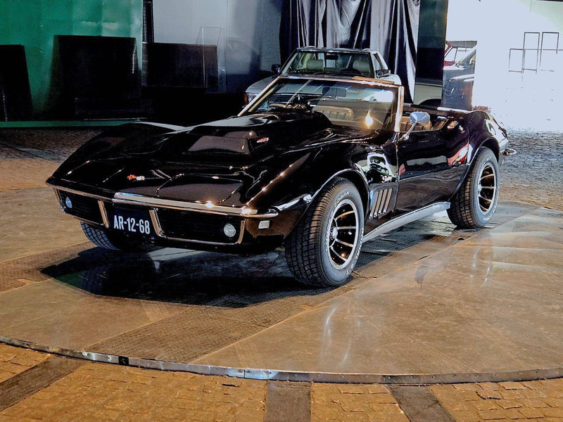 Chevrolet Corvette (C3) Convertible _ 427 - Sedaan: pilt 1 Chevrolet Corvette (C3) Convertible _ 427 - Sedaan: pilt 1