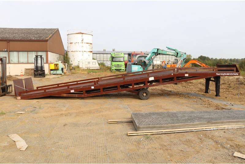 Containerramps MangustLR12T - Platvormhaagis/ Madelhaagis: pilt 2 Containerramps MangustLR12T - Platvormhaagis/ Madelhaagis: pilt 2