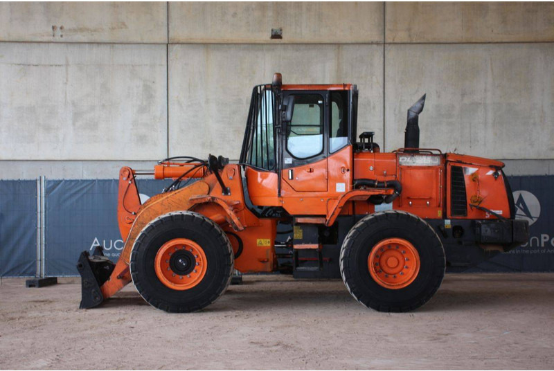 Doosan DL250 - Rataslaadur: pilt 2 Doosan DL250 - Rataslaadur: pilt 2