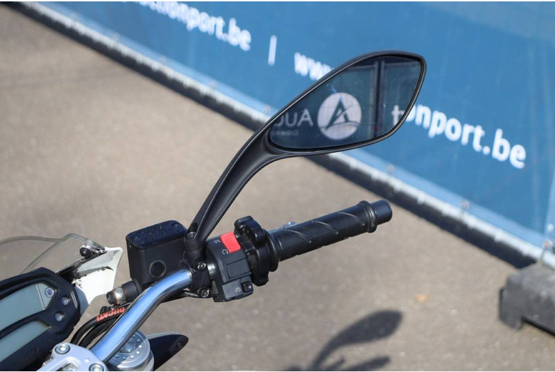 Mootorratas Ducati MONSTER 696: pilt 20 Mootorratas Ducati MONSTER 696: pilt 20