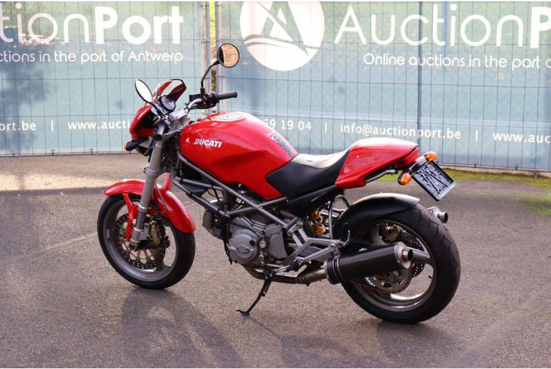 Ducati Monster 600 - Mootorratas: pilt 3 Ducati Monster 600 - Mootorratas: pilt 3
