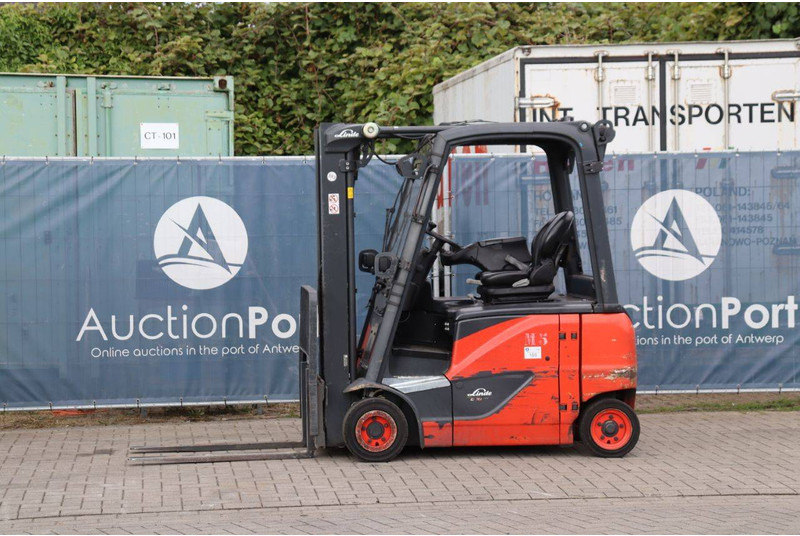 Fenwick-Linde E16PH-02 - Elektritõstuk: pilt 1 Fenwick-Linde E16PH-02 - Elektritõstuk: pilt 1