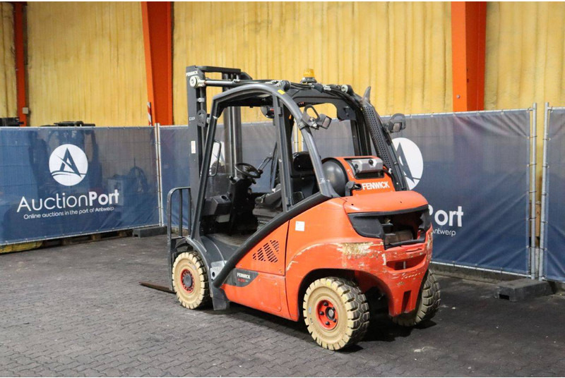 Fenwick-Linde H25T-02 - Gaasitõstuk: pilt 4 Fenwick-Linde H25T-02 - Gaasitõstuk: pilt 4