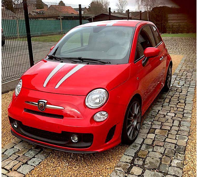 Fiat 500 Abarth Tributo Ferrari (limited 142/200) - Sedaan: pilt 1 Fiat 500 Abarth Tributo Ferrari (limited 142/200) - Sedaan: pilt 1