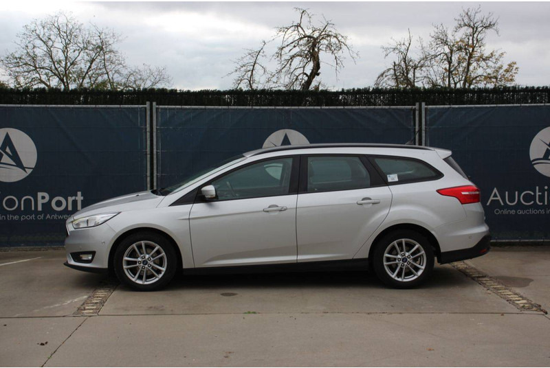 Ford Focus - Sedaan: pilt 2 Ford Focus - Sedaan: pilt 2