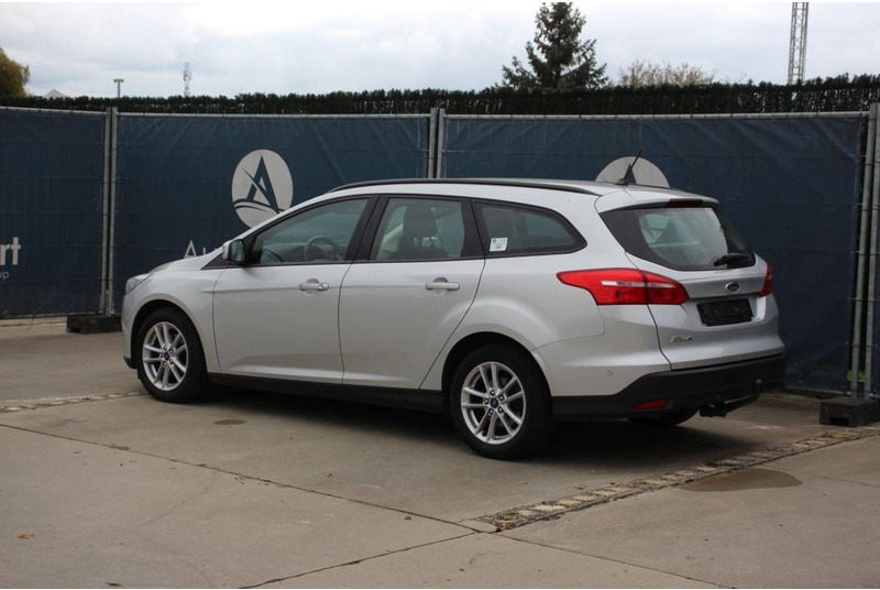 Ford Focus - Sedaan: pilt 3 Ford Focus - Sedaan: pilt 3