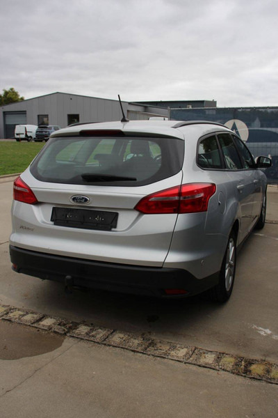 Ford Focus - Sedaan: pilt 5 Ford Focus - Sedaan: pilt 5