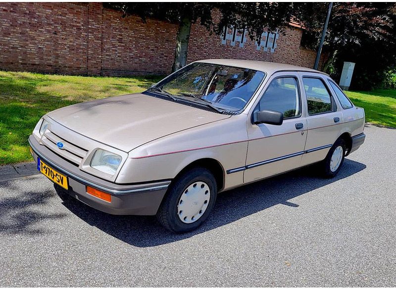 Ford Sierra 1.3 - Sedaan: pilt 2 Ford Sierra 1.3 - Sedaan: pilt 2