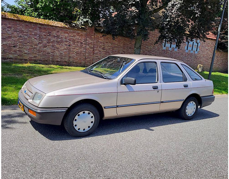 Ford Sierra 1.3 - Sedaan: pilt 1 Ford Sierra 1.3 - Sedaan: pilt 1
