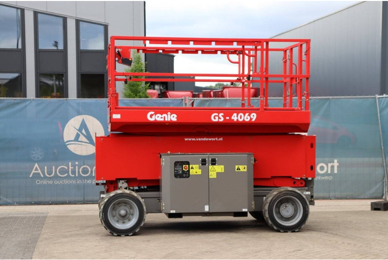 Genie GS4069 BE - Käärlift: pilt 1 Genie GS4069 BE - Käärlift: pilt 1