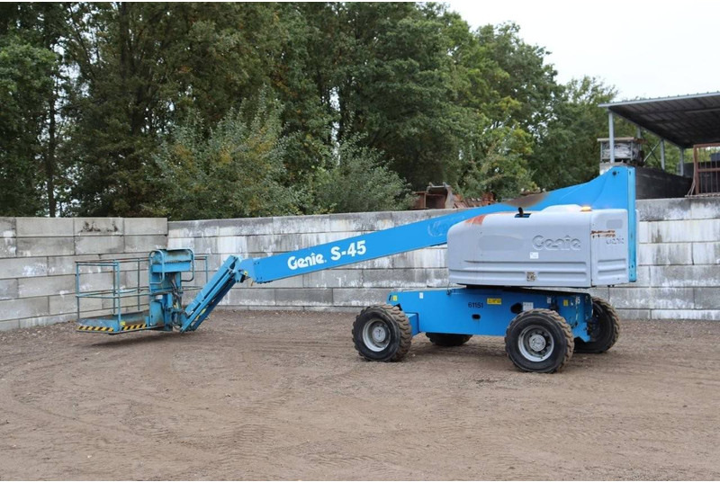 Genie S-45 - Teleskooppoom: pilt 3 Genie S-45 - Teleskooppoom: pilt 3