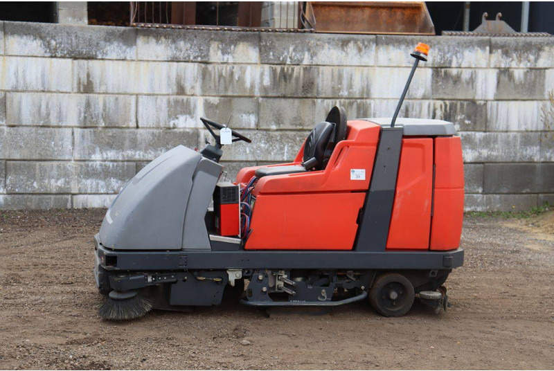 Hako B310R CL - Tänavapühkimismasin: pilt 1 Hako B310R CL - Tänavapühkimismasin: pilt 1