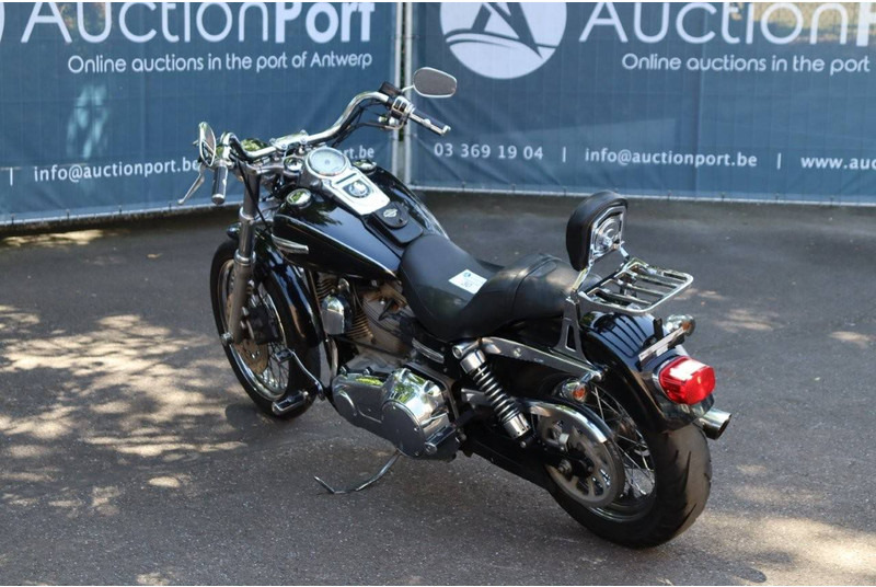 Harley-Davidson Dyna Super Glide - Mootorratas: pilt 4 Harley-Davidson Dyna Super Glide - Mootorratas: pilt 4