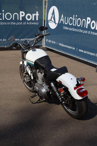 Harley-Davidson SPORTSTER XL883 SUPER LOW - Mootorratas: pilt 4 Harley-Davidson SPORTSTER XL883 SUPER LOW - Mootorratas: pilt 4