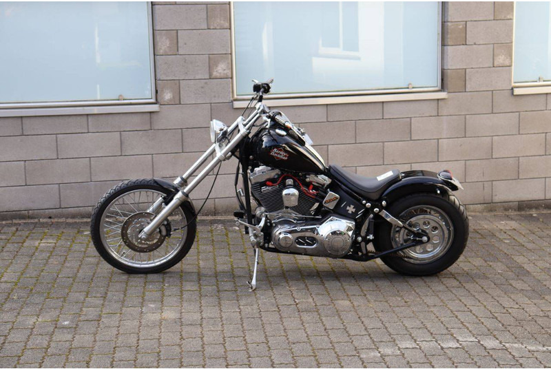 Harley-Davidson Soft Tail FXSTB Chopper - Mootorratas: pilt 1 Harley-Davidson Soft Tail FXSTB Chopper - Mootorratas: pilt 1