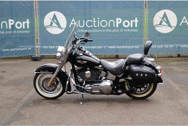 Harley-Davidson Softail Deluxe - Mootorratas: pilt 2 Harley-Davidson Softail Deluxe - Mootorratas: pilt 2