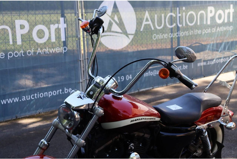 Mootorratas Harley-Davidson Sporster XL1200 Custom: pilt 12