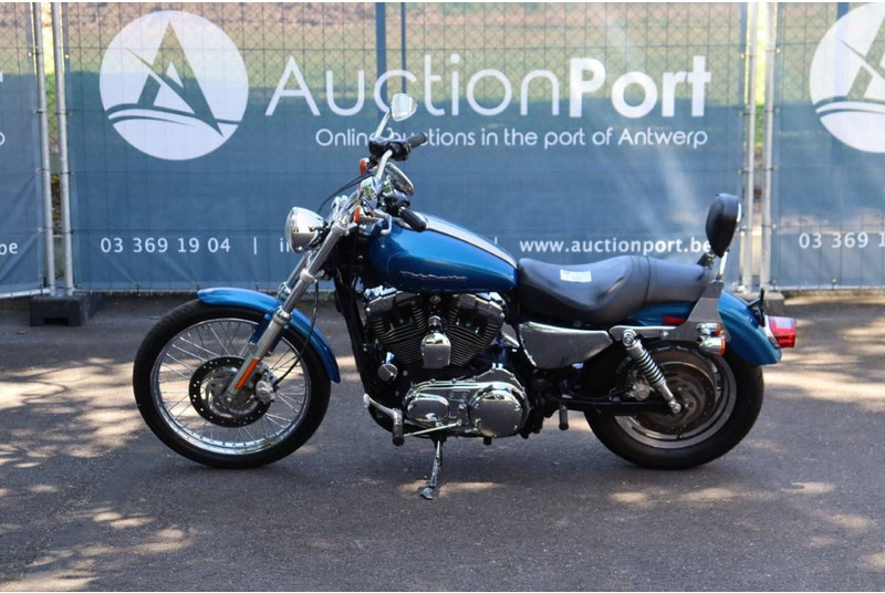 Harley-Davidson Sporster XL1200 Custom - Mootorratas: pilt 2 Harley-Davidson Sporster XL1200 Custom - Mootorratas: pilt 2