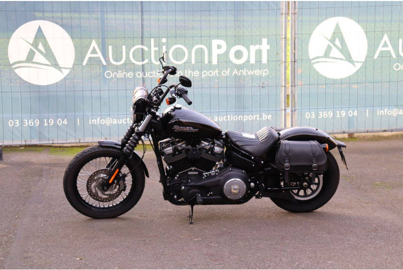 Harley-Davidson Street Bob - Mootorratas: pilt 1 Harley-Davidson Street Bob - Mootorratas: pilt 1
