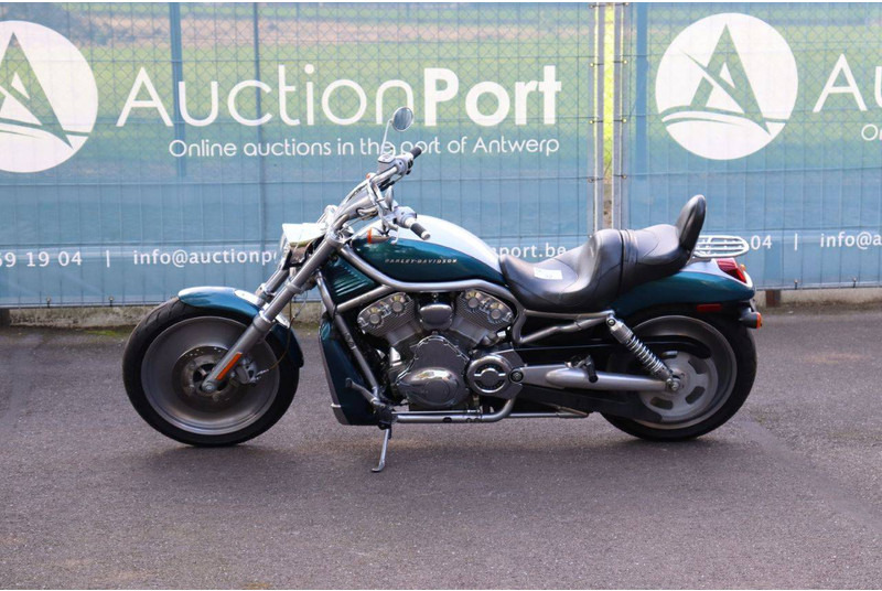 Harley-Davidson V-ROD VRSC - Mootorratas: pilt 1 Harley-Davidson V-ROD VRSC - Mootorratas: pilt 1