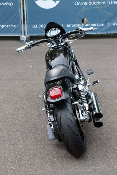 Harley-Davidson V-Rod VRSC - Mootorratas: pilt 5 Harley-Davidson V-Rod VRSC - Mootorratas: pilt 5