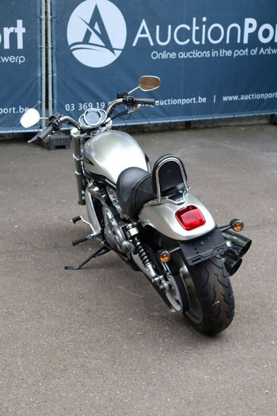 Harley-Davidson V-Rod VRSC - Mootorratas: pilt 4 Harley-Davidson V-Rod VRSC - Mootorratas: pilt 4