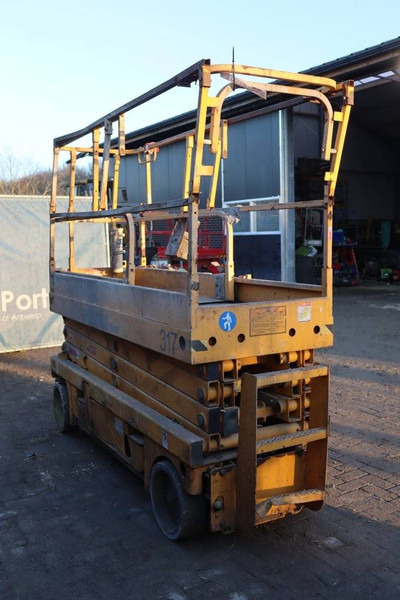 Haulotte COMPACT 10N - Käärlift: pilt 5 Haulotte COMPACT 10N - Käärlift: pilt 5