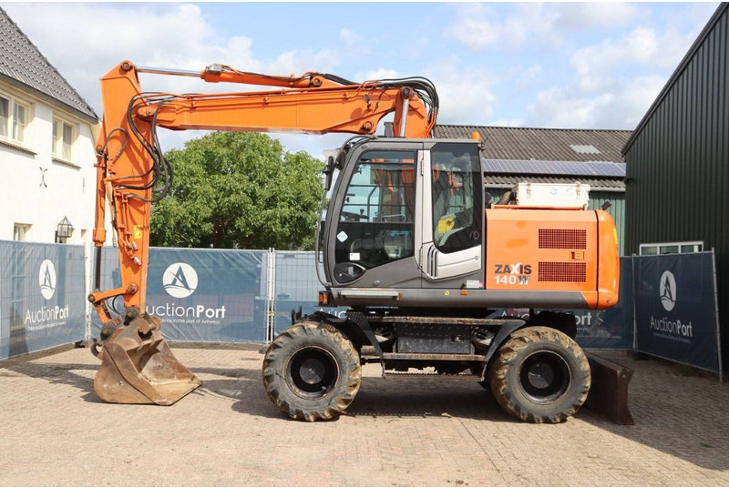 Hitachi ZX140W-3 - Ratastel ekskavaator: pilt 2 Hitachi ZX140W-3 - Ratastel ekskavaator: pilt 2