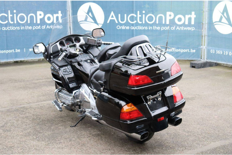 Honda GL1800 - Mootorratas: pilt 4 Honda GL1800 - Mootorratas: pilt 4