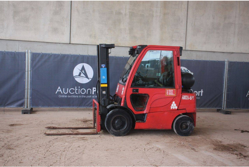 Hyster H2.5FT - Gaasitõstuk: pilt 1 Hyster H2.5FT - Gaasitõstuk: pilt 1