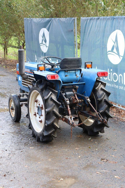 Iseki TU1900 - Traktor: pilt 4 Iseki TU1900 - Traktor: pilt 4