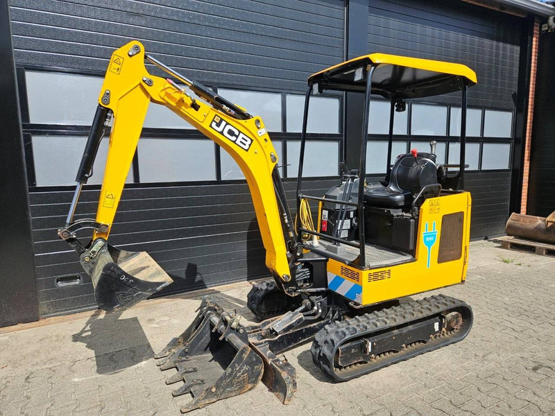 JCB 19C-1 E - Miniekskavaator: pilt 1 JCB 19C-1 E - Miniekskavaator: pilt 1