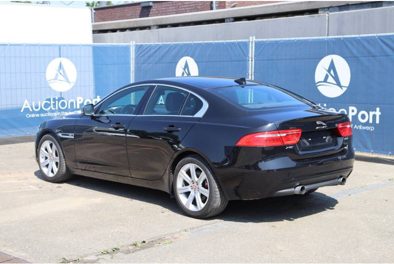 Jaguar XE - Sedaan: pilt 4 Jaguar XE - Sedaan: pilt 4