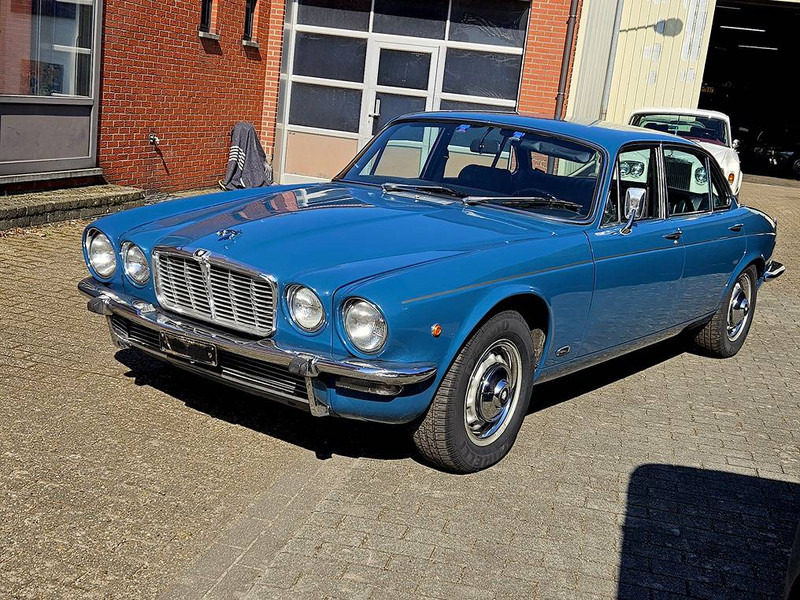 Jaguar XJ 4.2 Manual 4-Speed Overdrive - Sedaan: pilt 1 Jaguar XJ 4.2 Manual 4-Speed Overdrive - Sedaan: pilt 1