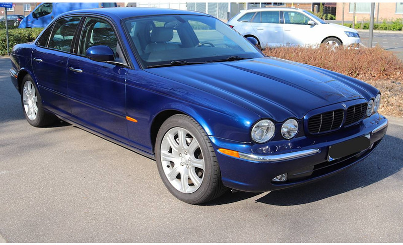 Jaguar XJ (X350) 6 _ 3.0 Sport - Sedaan: pilt 4 Jaguar XJ (X350) 6 _ 3.0 Sport - Sedaan: pilt 4