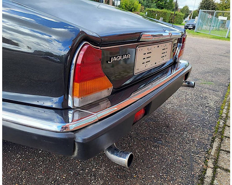 Jaguar 'XJ (series III) 6 _ 4.2 Manual 5-Speed - Sedaan: pilt 4 Jaguar 'XJ (series III) 6 _ 4.2 Manual 5-Speed - Sedaan: pilt 4