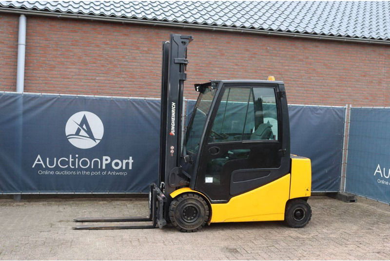 Jungheinrich EFG 425s - Elektritõstuk: pilt 1 Jungheinrich EFG 425s - Elektritõstuk: pilt 1