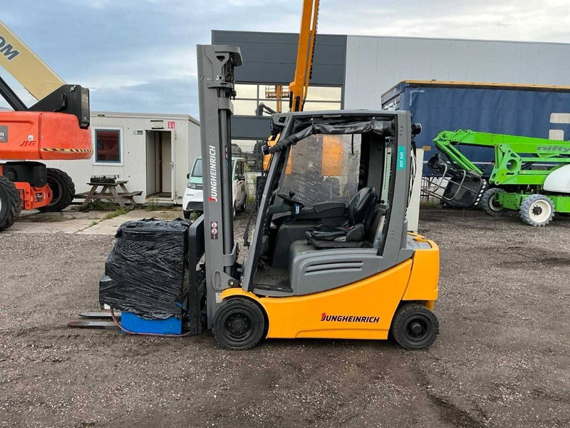 Jungheinrich EFG320 - Elektritõstuk: pilt 1 Jungheinrich EFG320 - Elektritõstuk: pilt 1