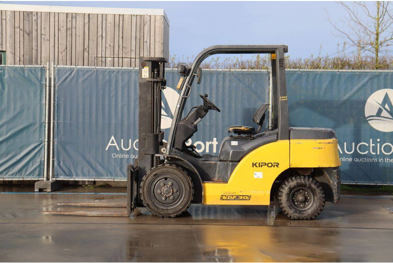 KIPOR KDF30 - Diiseltõstuk: pilt 2 KIPOR KDF30 - Diiseltõstuk: pilt 2