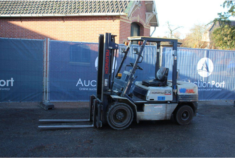 Komatsu FD30T-11E - Diiseltõstuk: pilt 1 Komatsu FD30T-11E - Diiseltõstuk: pilt 1