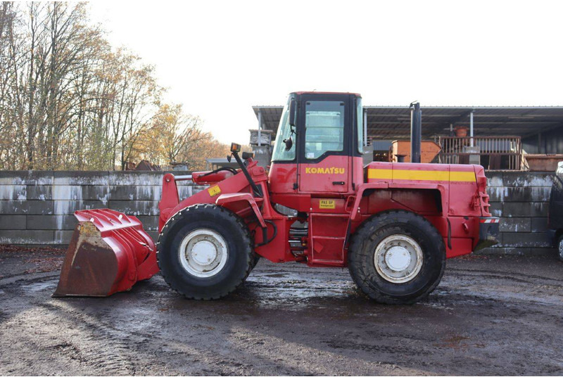 Komatsu WA 270-3 - Rataslaadur: pilt 2 Komatsu WA 270-3 - Rataslaadur: pilt 2