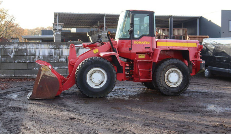 Komatsu WA 270-3 - Rataslaadur: pilt 1 Komatsu WA 270-3 - Rataslaadur: pilt 1