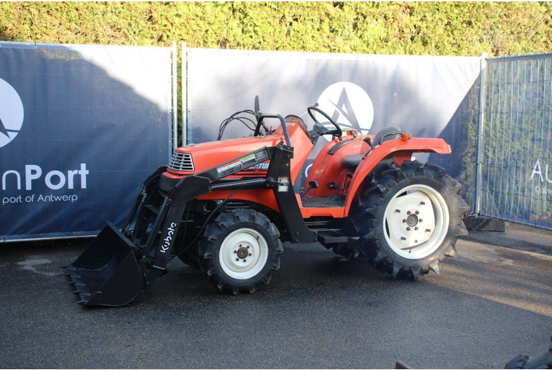Kubota X-20 - Traktor: pilt 1 Kubota X-20 - Traktor: pilt 1