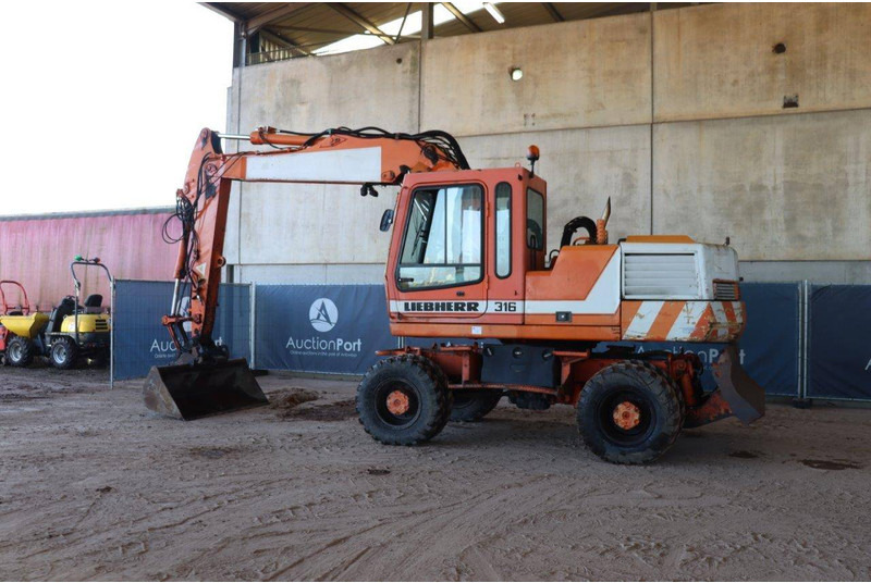 Liebherr A316 - Ratastel ekskavaator: pilt 3 Liebherr A316 - Ratastel ekskavaator: pilt 3
