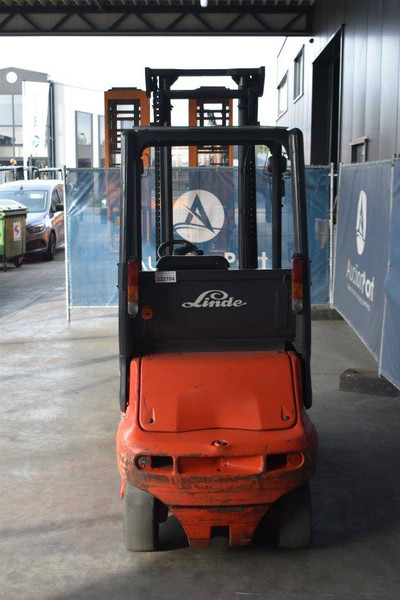 Linde E20P - Elektritõstuk: pilt 4 Linde E20P - Elektritõstuk: pilt 4
