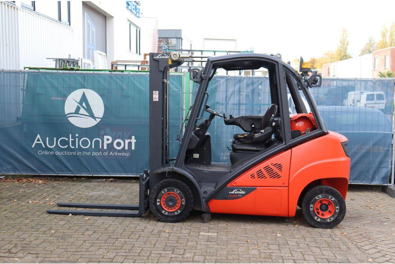 Linde H25T-02 - Gaasitõstuk: pilt 2 Linde H25T-02 - Gaasitõstuk: pilt 2