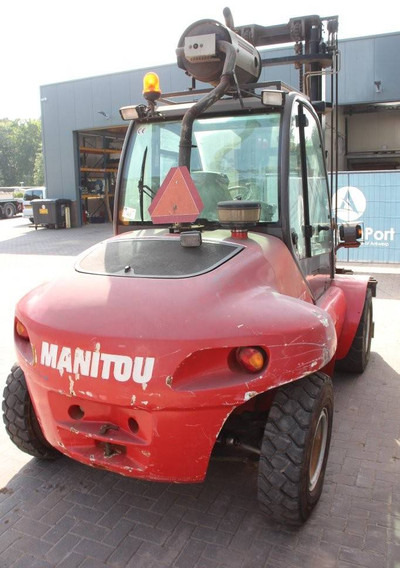 Manitou MI 70 T - Ebatasasel maastikul kohanduv kahveltõstuk: pilt 5 Manitou MI 70 T - Ebatasasel maastikul kohanduv kahveltõstuk: pilt 5