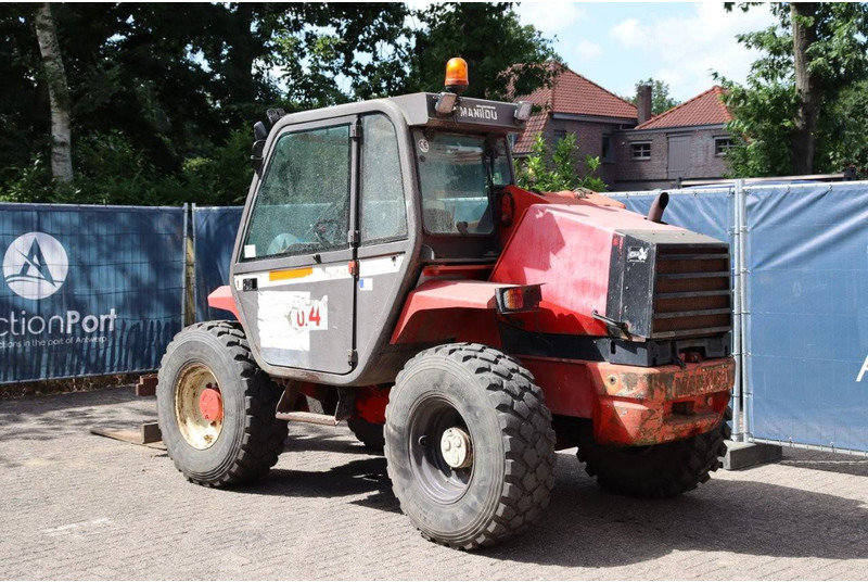 Manitou MLT 524 - Teleskooplaadur: pilt 4 Manitou MLT 524 - Teleskooplaadur: pilt 4