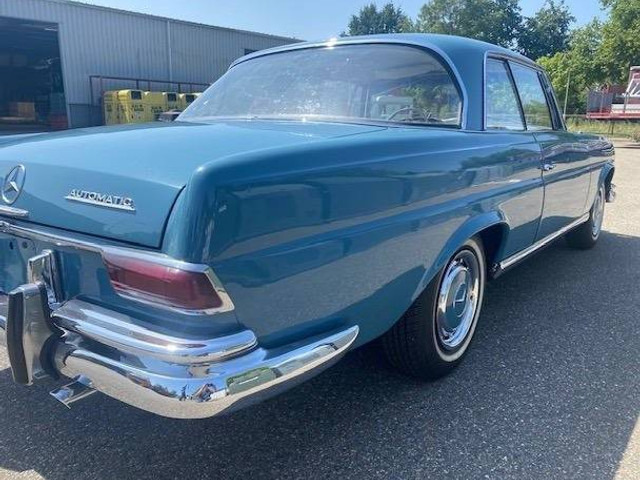 Mercedes-Benz 220 SE coupe Automatic - Sedaan: pilt 3 Mercedes-Benz 220 SE coupe Automatic - Sedaan: pilt 3