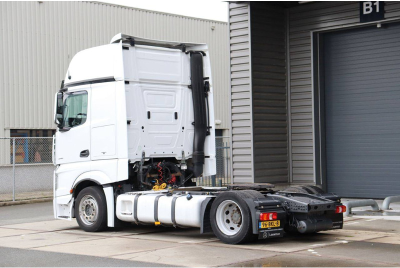 Mercedes-Benz Actros - Kabiinišassiiga veoauto: pilt 4 Mercedes-Benz Actros - Kabiinišassiiga veoauto: pilt 4
